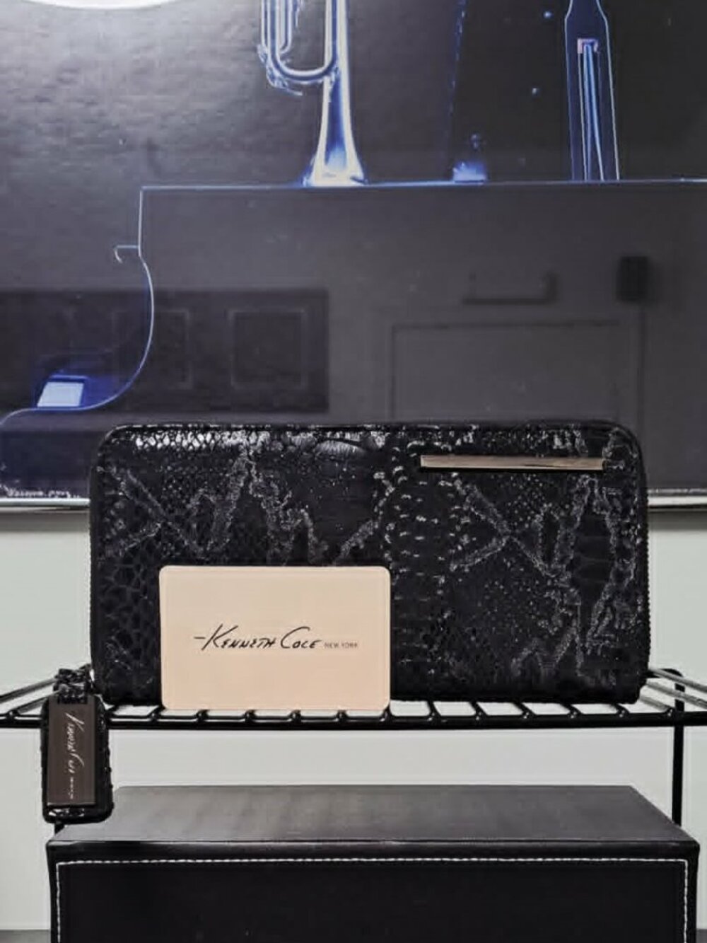 New Kenneth Cole New York Black Snake Print Zip Around Continental Wallet Clutch